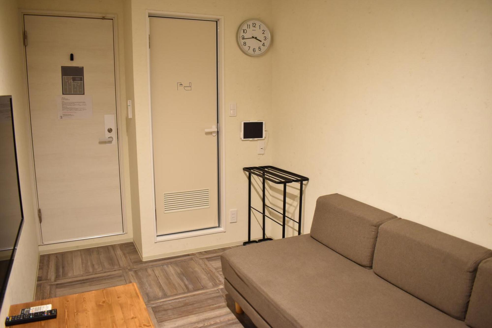Shinsaibashi House Hotel Osaca Quarto foto